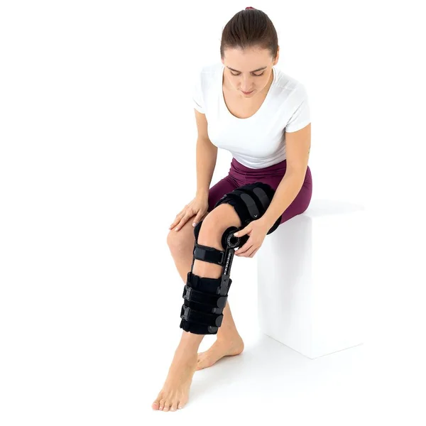 Attelle de genou articulée ROM avec contrôle de la flexion extension G-Scope II