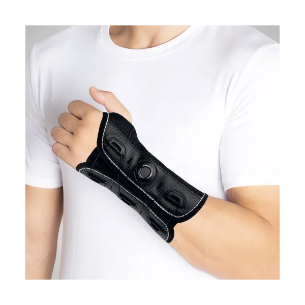 Attelle d'immobilisation du poignet ClockFit Ottec