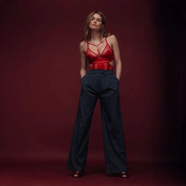 BODY ROUGE