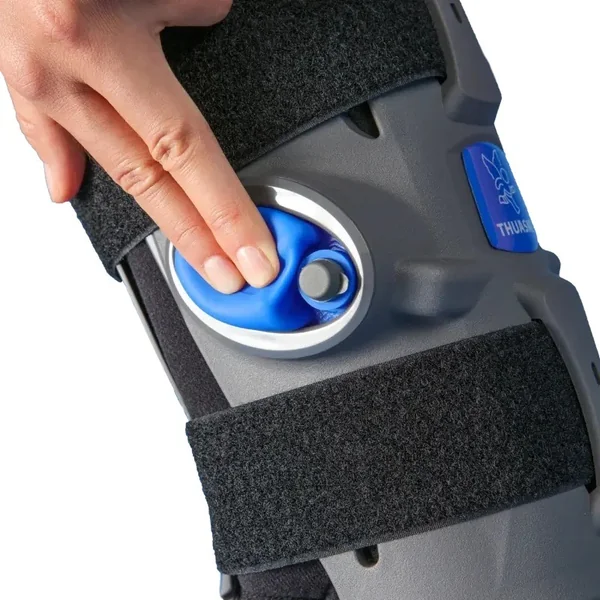 Botte de marche XLR8 à coque rigide Thuasne