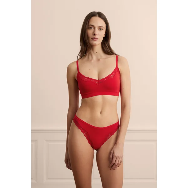 Brassière en microfibre et dentelle