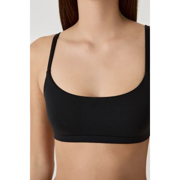 Brassière en microfibre