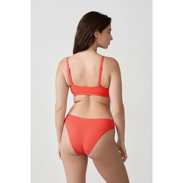 Brassière en microfibre