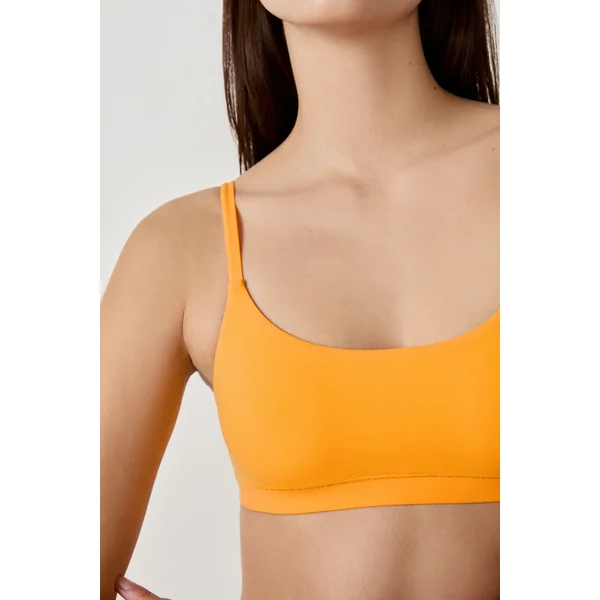 Brassière en microfibre