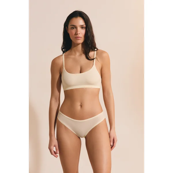 Brassière en microfibre