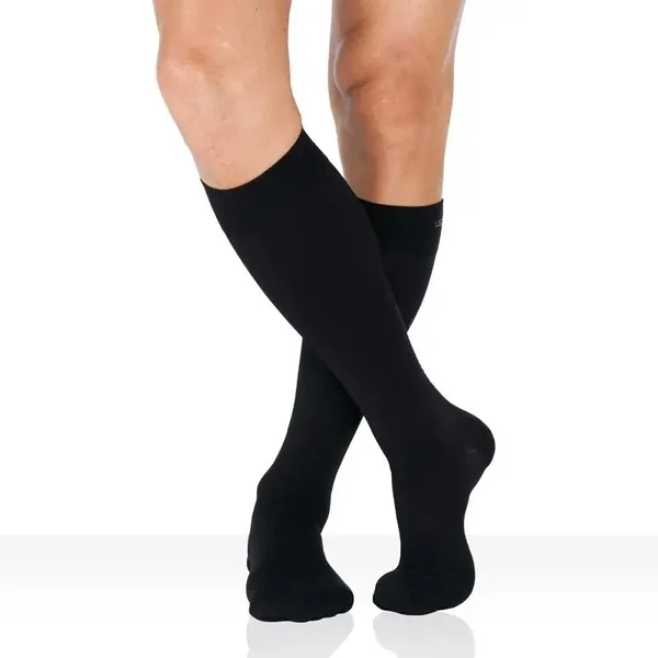 Chaussettes de contention Homme Legger Chic Tech classe 2 par Innothera