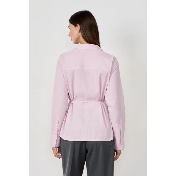 Chemise manches longues en popeline ceinturée
