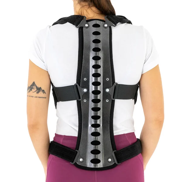 Corset d'immobilisation et de protection vertébrale pour le traitement de l'ostéoporose