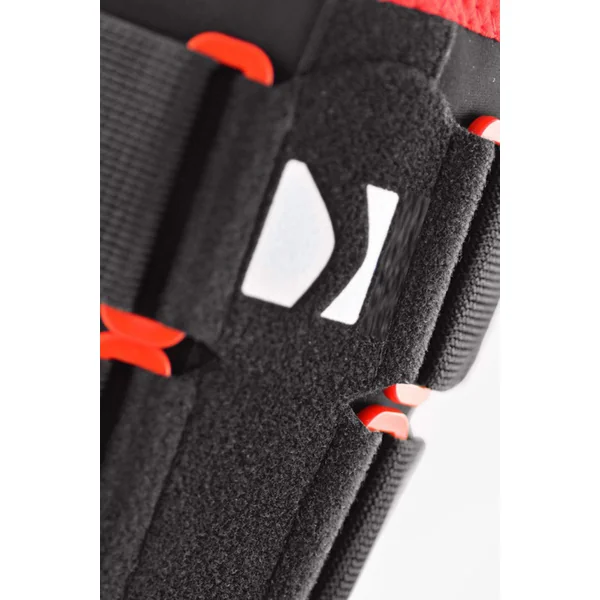 Cuissard compressif avec straps pour claquage musculaire