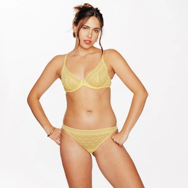 culotte dentelle JAUNE