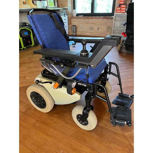 Fauteuil roulant électrique Meyra