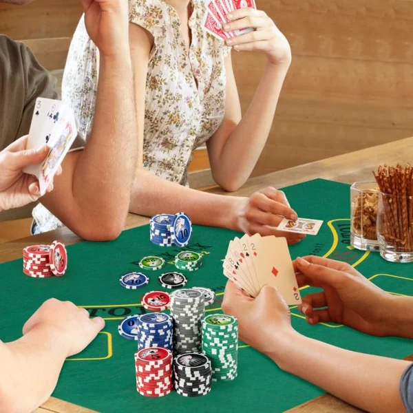 Jeu de Jetons de Poker Texas Hold’em 300 Jetons de Poker de Casino 2 Jeux de Cartes Jeton de Croupier Tapis Feutre Mallette Aluminium Noir