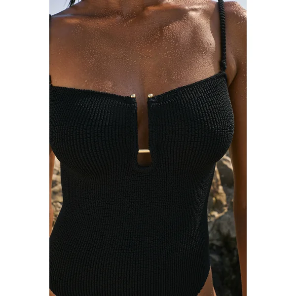 Maillot de bain 1 pièce extensible avec bijou métallique