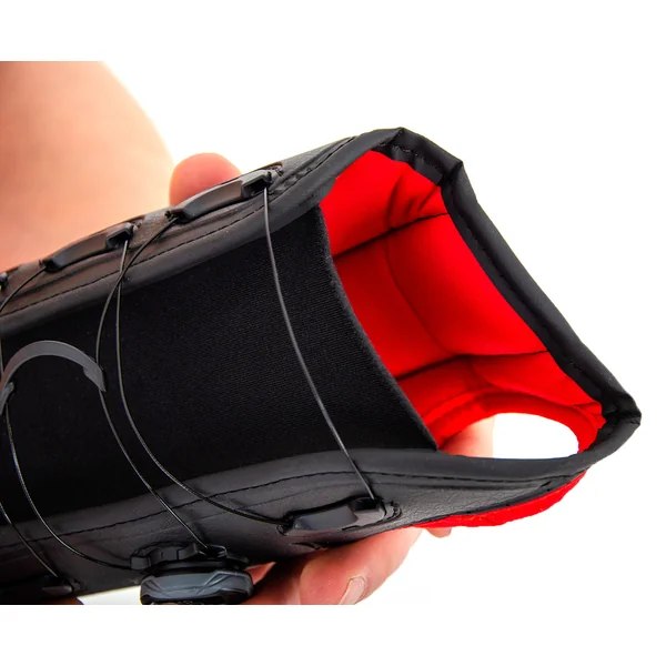 Orthèse d'immobilisation du poignet BOA