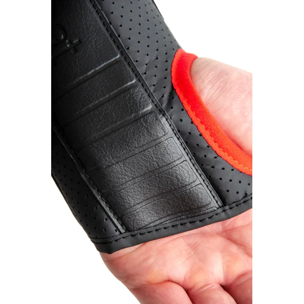 Orthèse d'immobilisation du poignet BOA
