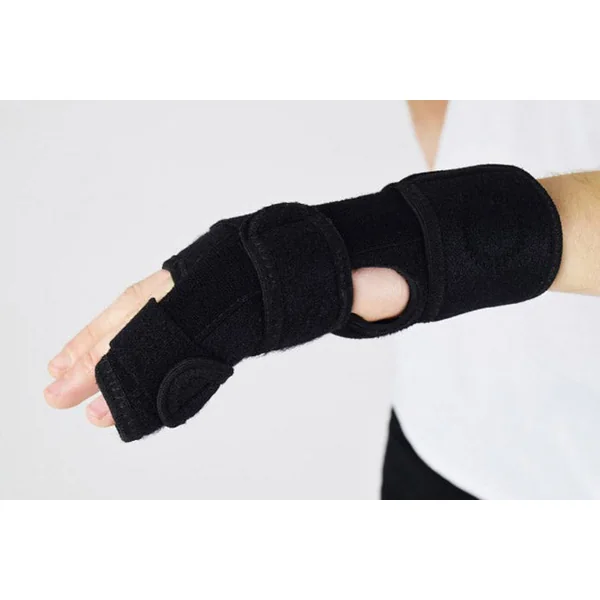 Orthèse d'immobilisation poignet main doigts BoxerSplint