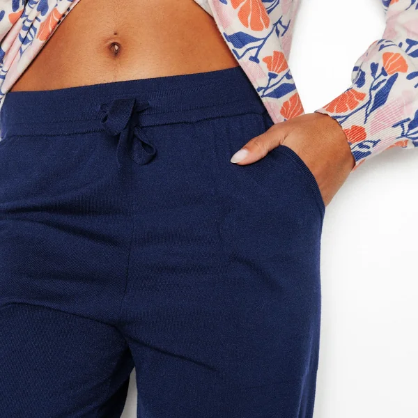 PANTALON EN TRICOT BLEU ROI