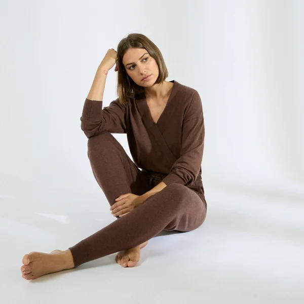 PANTALON EN TRICOT MARRON