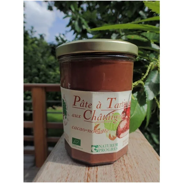 Pâte à tartiner aux châtaignes-cacao-noisettes
