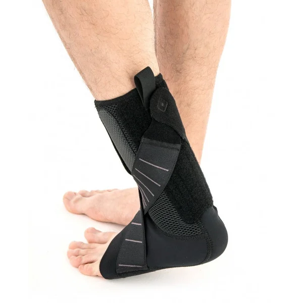 Releveur de pied avec deux rappels élastiques croisés