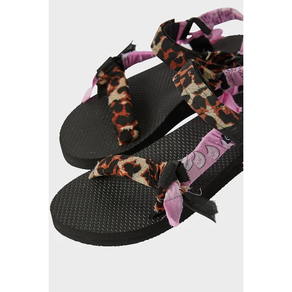Sandales bicolores