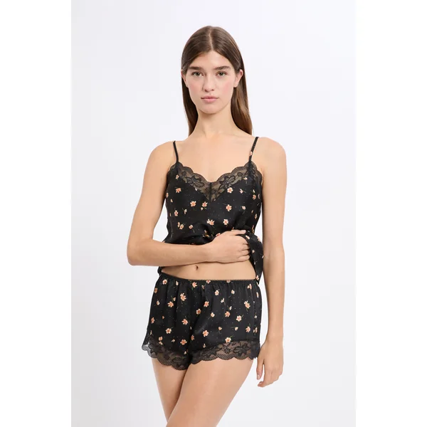 Short de pyjama satiné à motifs fleurs avec détails dentelle