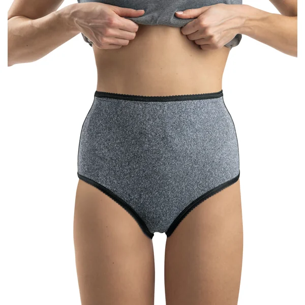 Slip femme pour personne stomisée