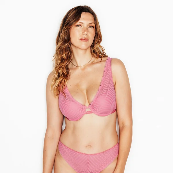 SOUTIEN-GORGE AMPLIFORME ROSE