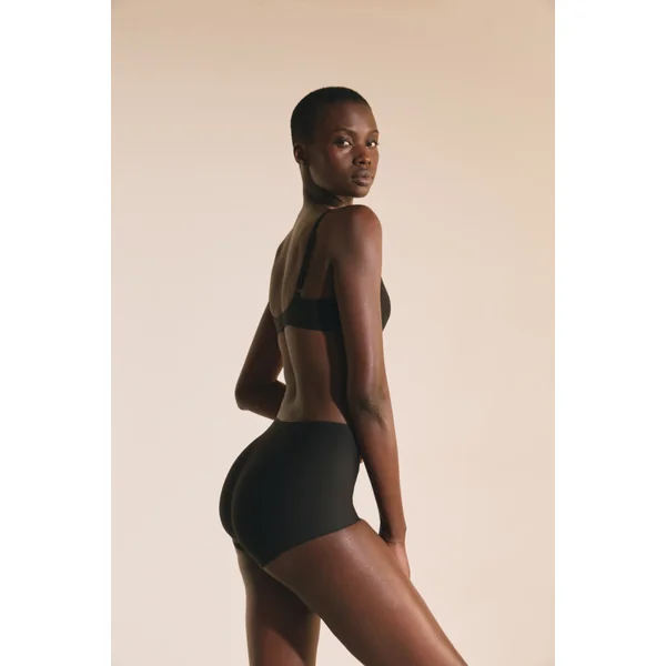 Soutien-gorge brassière en microfibre avec pads amovibles