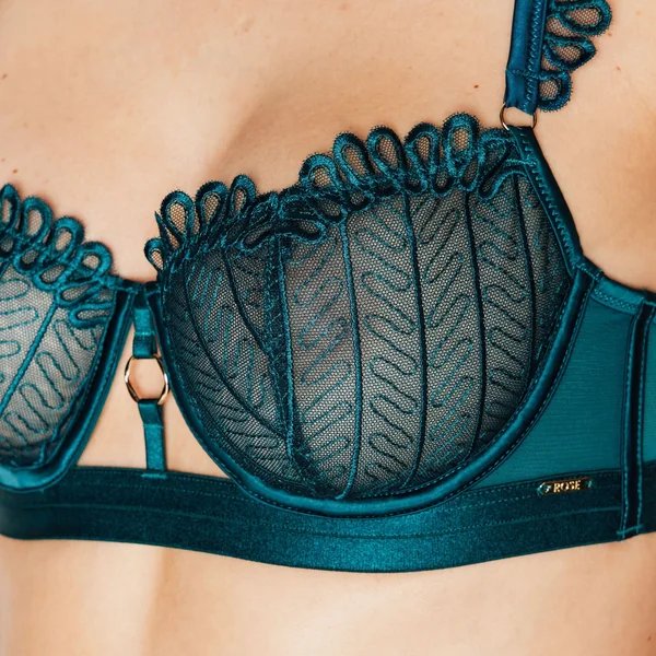 SOUTIEN-GORGE CORBEILLE PETROLE
