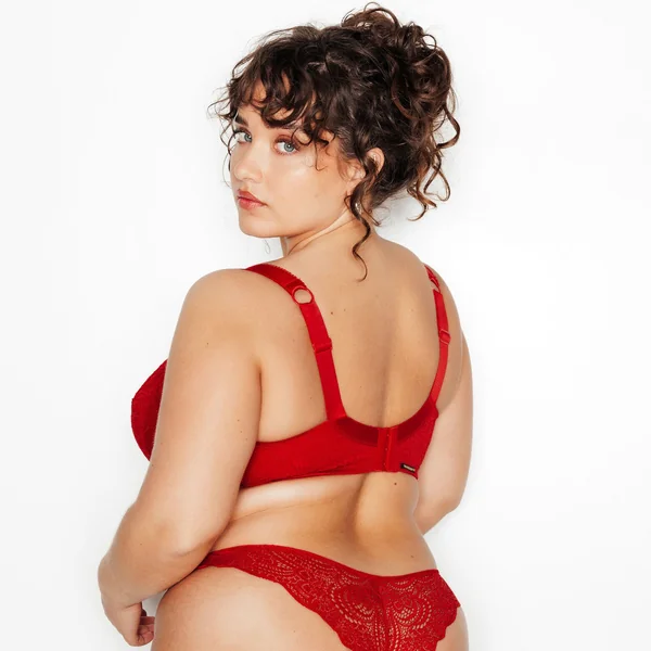 SOUTIEN-GORGE EMBOITANT DENTELLE ROUGE