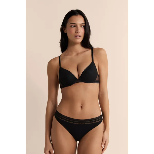 Soutien-gorge N.2 - Le push-up plongeant avec détails en dentelle