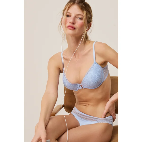 Soutien-gorge N.4 - Le coques fines en dentelle