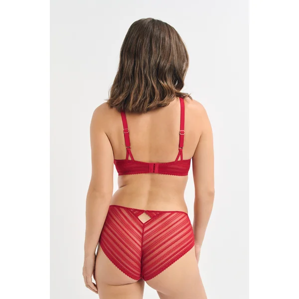 Soutien-gorge N.4 - Le coques fines en dentelle