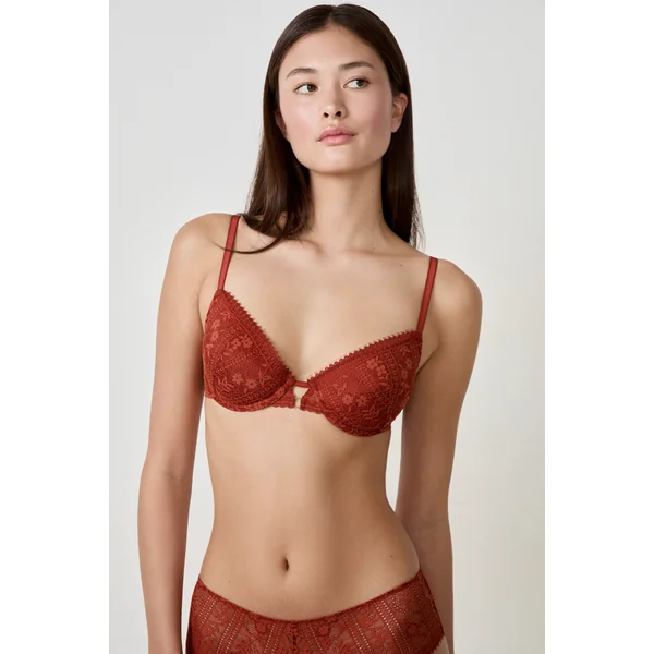 Soutien-gorge N.4 - Le coques fines en dentelle