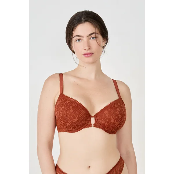 Soutien-gorge N.4 - Le coques fines en dentelle