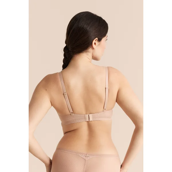 Soutien-gorge N.4 - Le coques fines en microfibre avec détails en dentelle