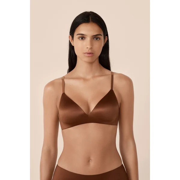 Soutien-gorge triangle sans armatures satiné