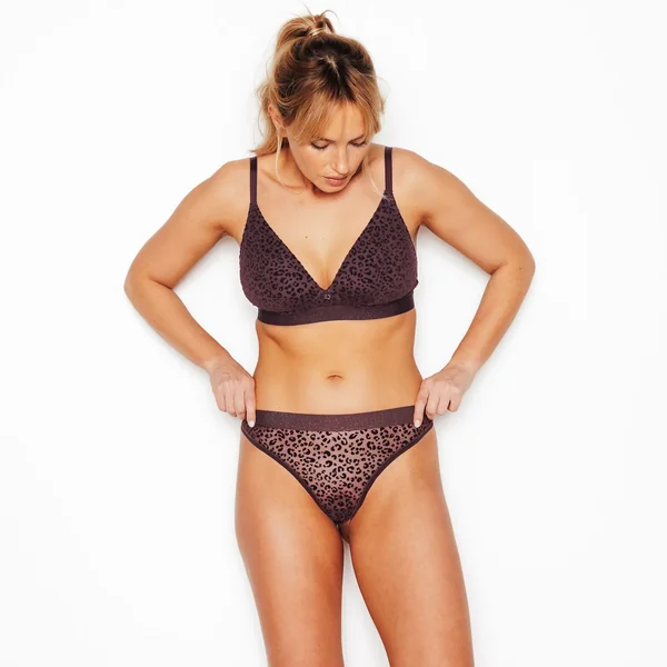 STRING MARRON