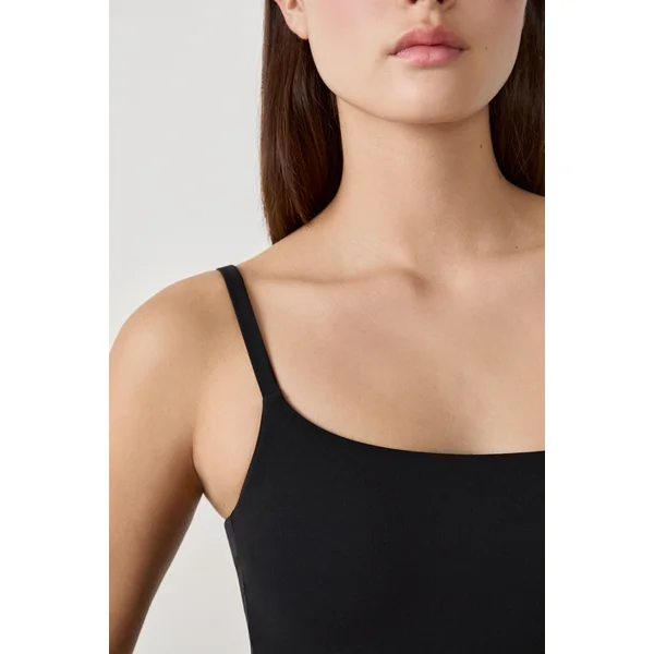 Top en microfibre avec brassière intégrée