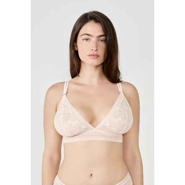 Triangle sans armartures en dentelle
