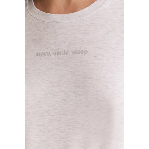 T-shirt de pyjama manches courtes réalisé avec une fibre enrichie en Aloe Vera